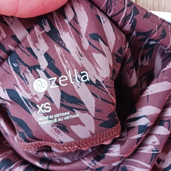 COPY - NWT Zella High Waisted Crop Purple  Brush Stroke Print - Picture 5 of 11